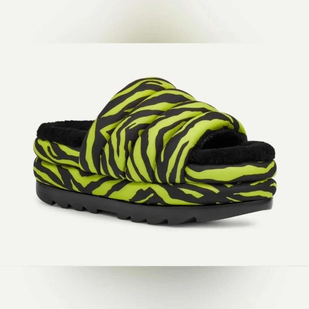 🔥NWOT | UGG Maxi Slide Tiger Print, Size 8